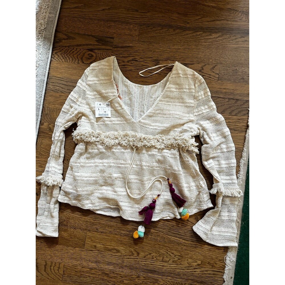 New Zara Trafaluc Boho textured peasant blouse with fringe and tassels sz L